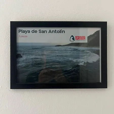 Seronda Surfhouse 旅馆 博迪利奈斯