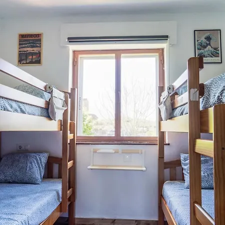 Seronda Surfhouse * 博迪利奈斯