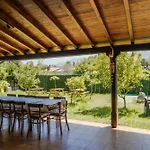 Seronda Surfhouse Hostel Poo De Llanes